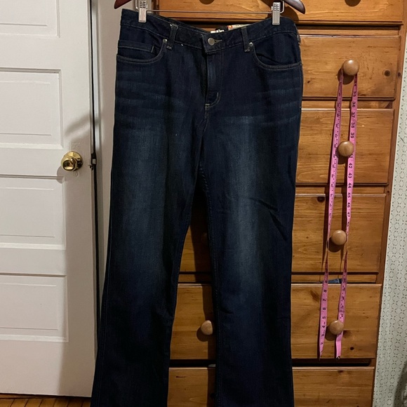 Carhartt Women’s Original Fit Straight Leg Jeans - Picture 2 of 5